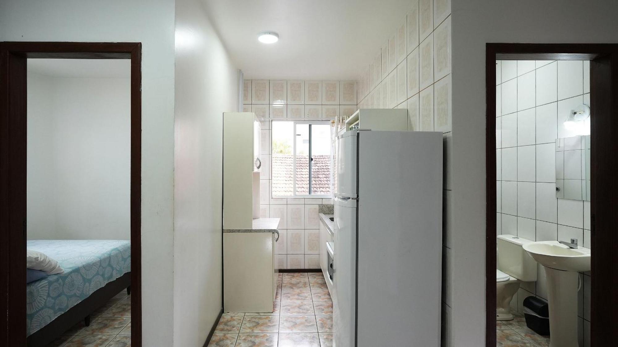 Residencial Adolfo - Mestre Naro Bombinhas Esterno foto