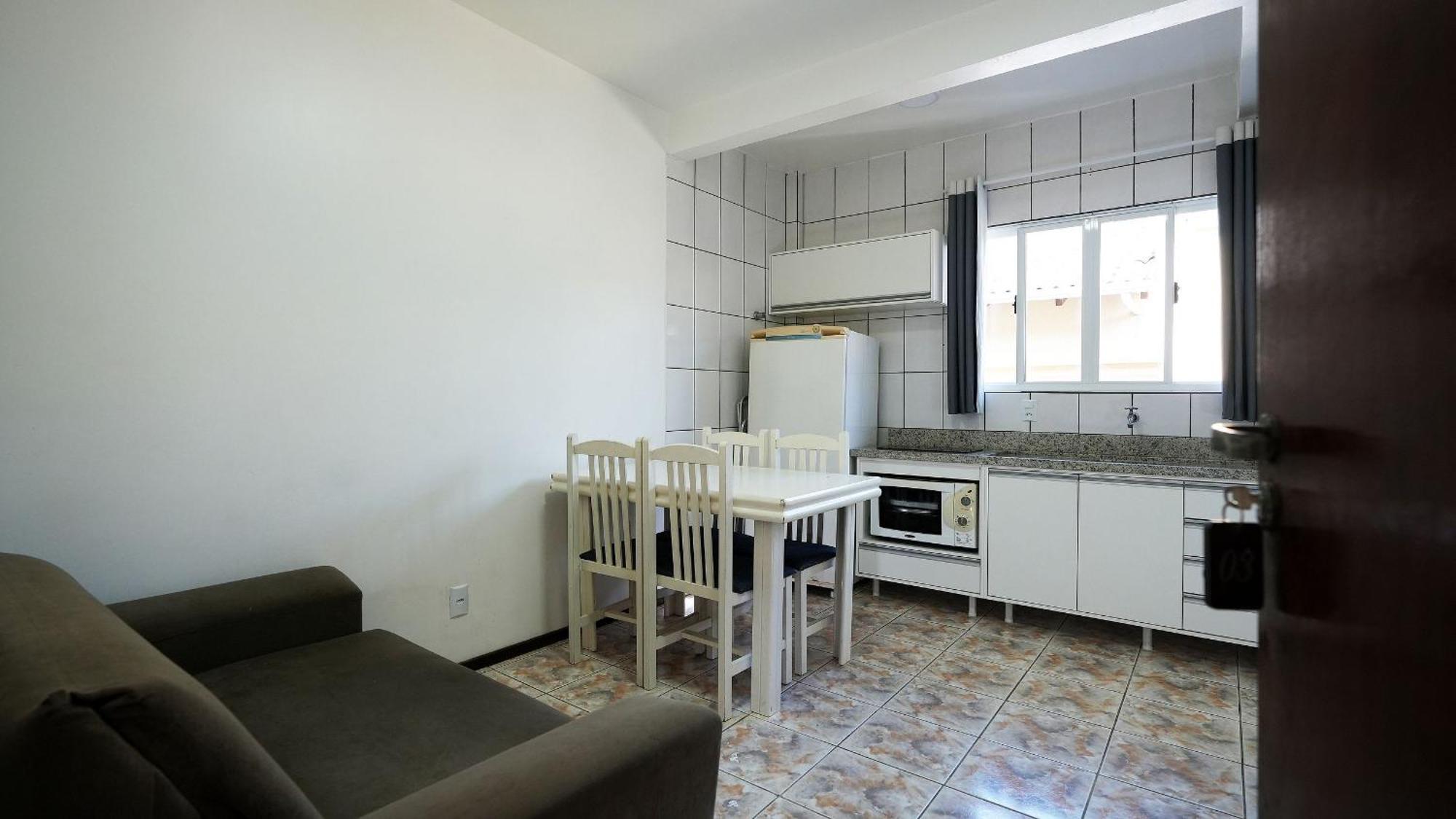 Residencial Adolfo - Mestre Naro Bombinhas Esterno foto