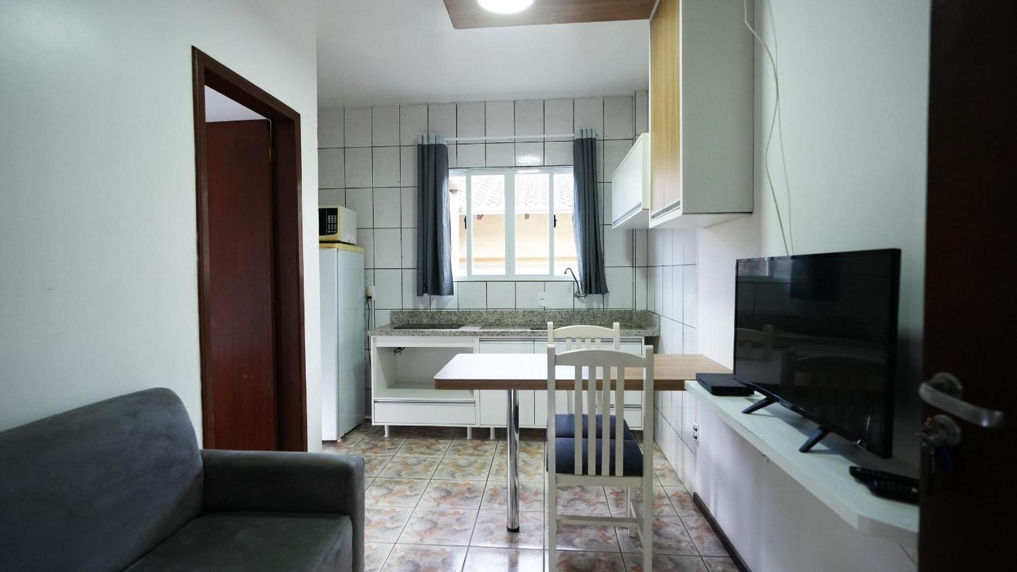 Residencial Adolfo - Mestre Naro Bombinhas Esterno foto
